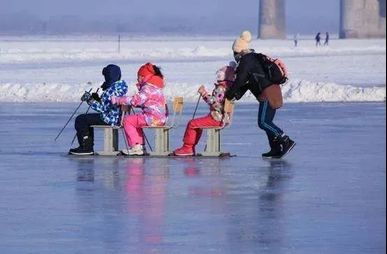 塔城地区乌苏市苏里坊冰雪运动节照片 (3)